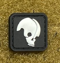 RESTOCK PRE-ORDER: ED'S MANIFESTO SNEAKREAPER SKULL GITD CAT EYE MORALE PATCH - Tactical Outfitters